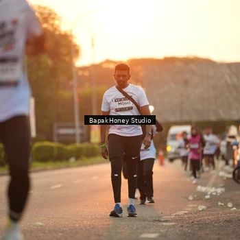 Runner Photo 7670275