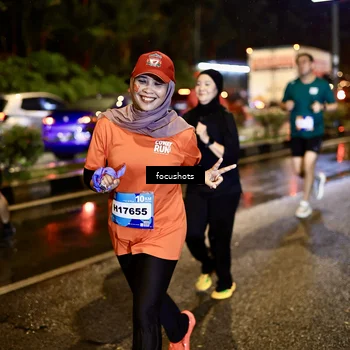 Runner Photo 7670276