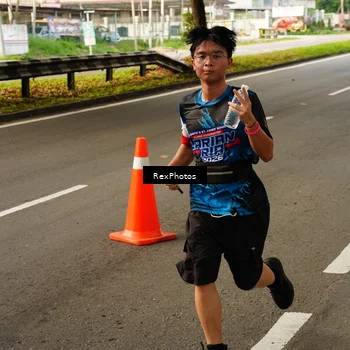Runner Photo 7670279