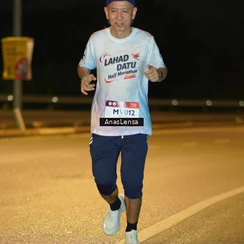 Runner Photo 7670287