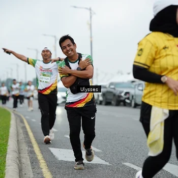 Runner Photo 7670304