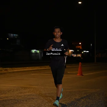 Runner Photo 7670310