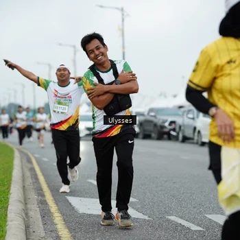 Runner Photo 7670315