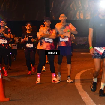 Runner Photo 7670325