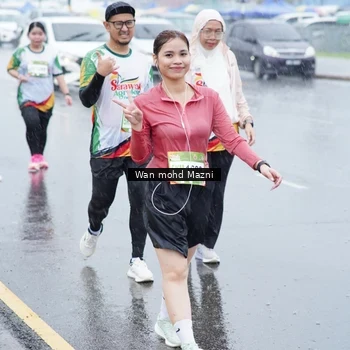 Runner Photo 7670326
