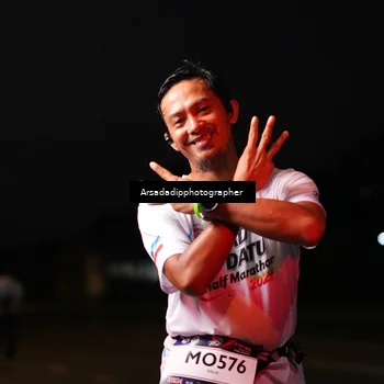 Runner Photo 7670329