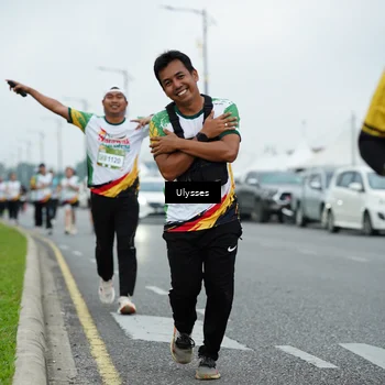 Runner Photo 7670345