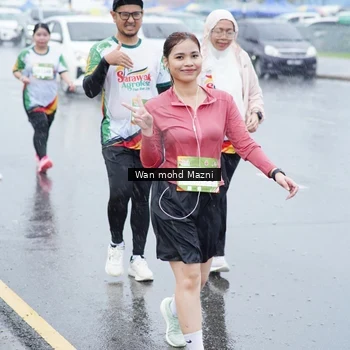 Runner Photo 7670346