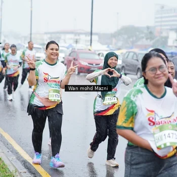 Runner Photo 7670364