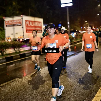 Runner Photo 7670400