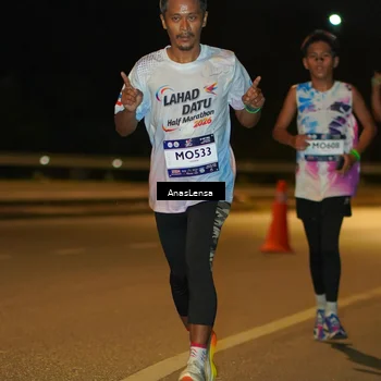 Runner Photo 7670417