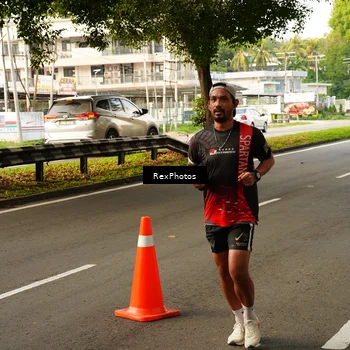 Runner Photo 7670421