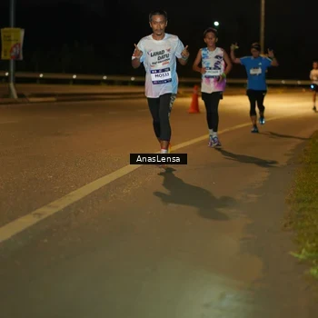 Runner Photo 7670427