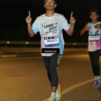 Runner Photo 7670432