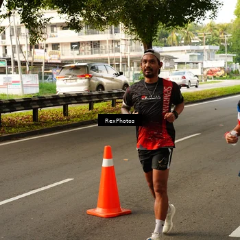 Runner Photo 7670439