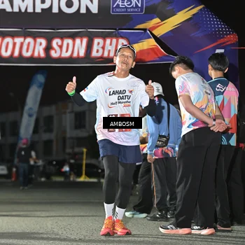 Runner Photo 7670448