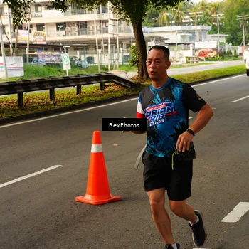 Runner Photo 7670449