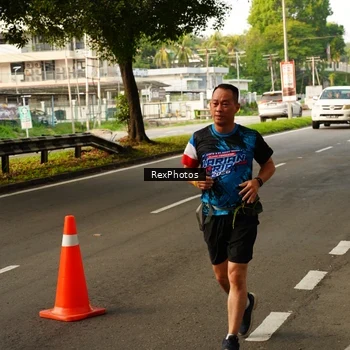 Runner Photo 7670454