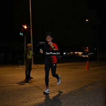 Runner Photo 7670468