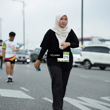 Runner Photo 7670478