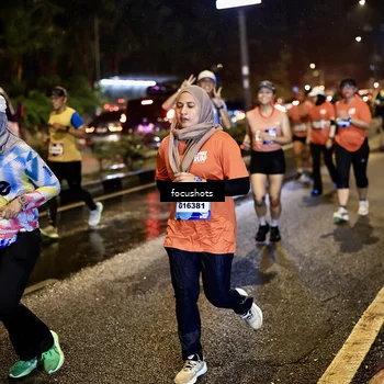 Runner Photo 7670486