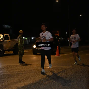 Runner Photo 7670487