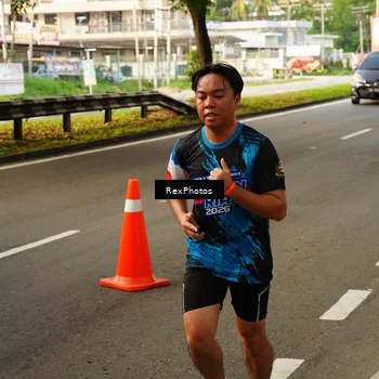 Runner Photo 7670493