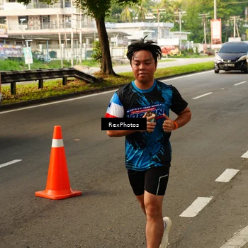 Runner Photo 7670509