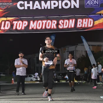 Runner Photo 7670513