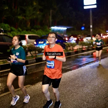 Runner Photo 7670521
