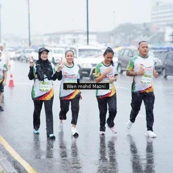 Runner Photo 7670523