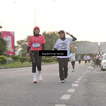 Runner Photo 7670533