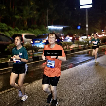 Runner Photo 7670534