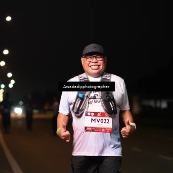 Runner Photo 7670535