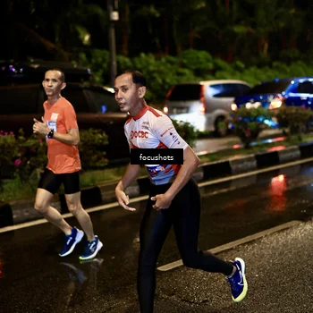 Runner Photo 7670543