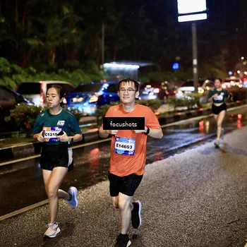 Runner Photo 7670553