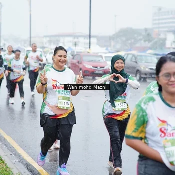 Runner Photo 7670560