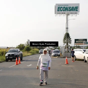Runner Photo 7670562