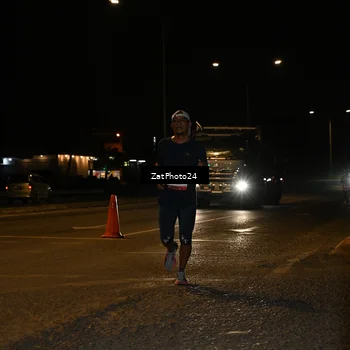 Runner Photo 7670571