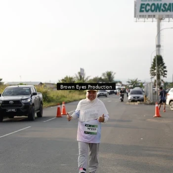 Runner Photo 7670577