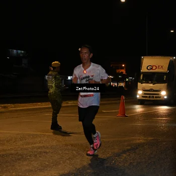 Runner Photo 7670588