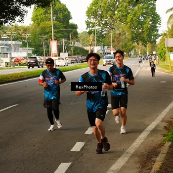 Runner Photo 7670596