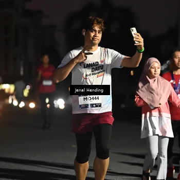Runner Photo 7670601