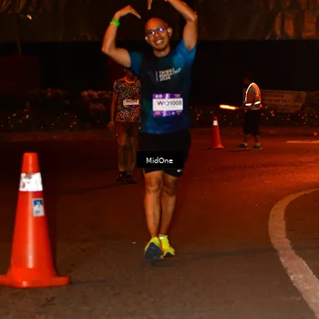 Runner Photo 7670613