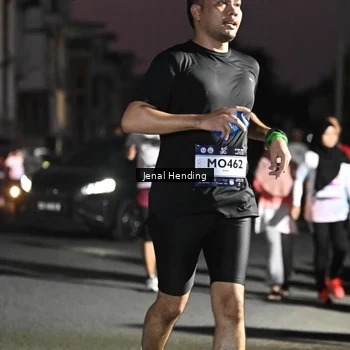 Runner Photo 7670614