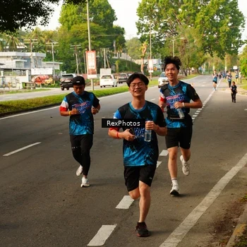Runner Photo 7670616