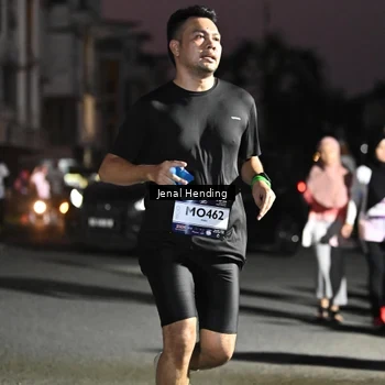 Runner Photo 7670630