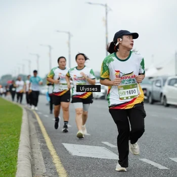Runner Photo 7670658
