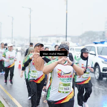 Runner Photo 7670660