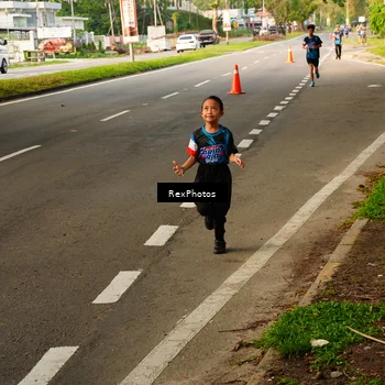 Runner Photo 7670665